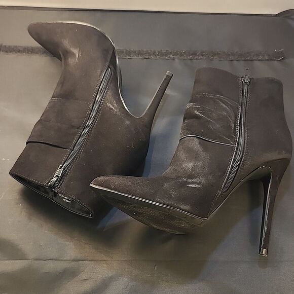 JUSTFAB POINTED TOE SIDE ZIPPER CLOSURE WOMEN'S ANKLE BOWNOT  BOOTIES - Picture 10 of 14